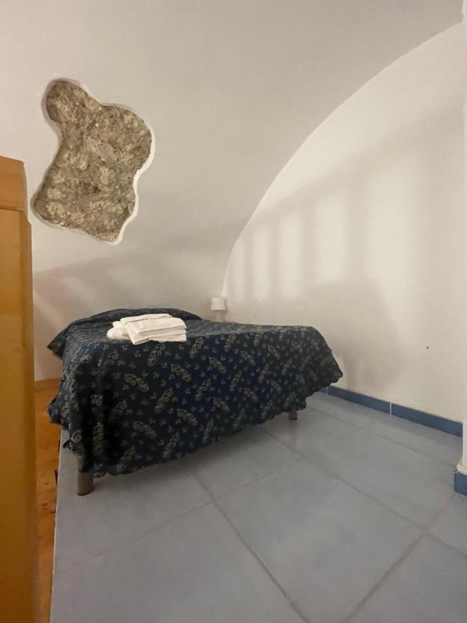 B&B La Terrazza Sul Porto ปอนซา ภายนอก รูปภาพ