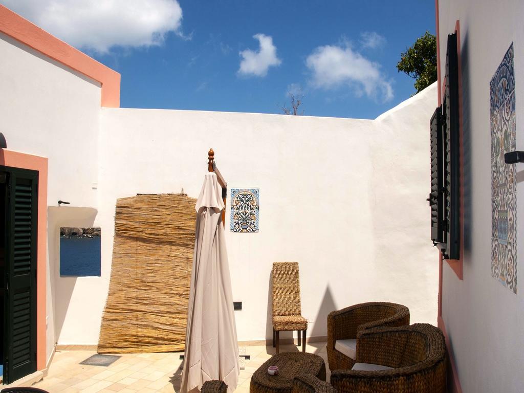 B&B La Terrazza Sul Porto ปอนซา ภายนอก รูปภาพ